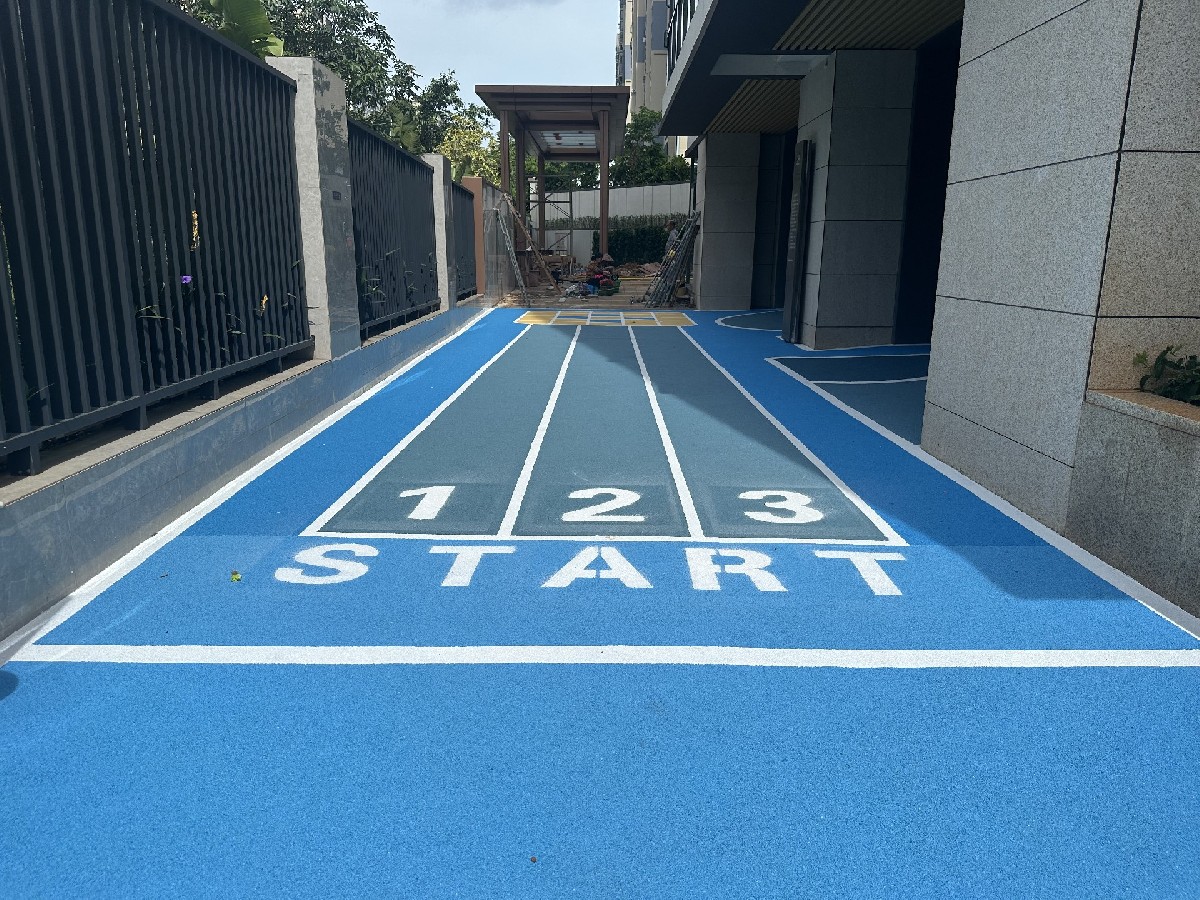 君谊楼住宅项目室外EPDM 塑料地坪漆完工
